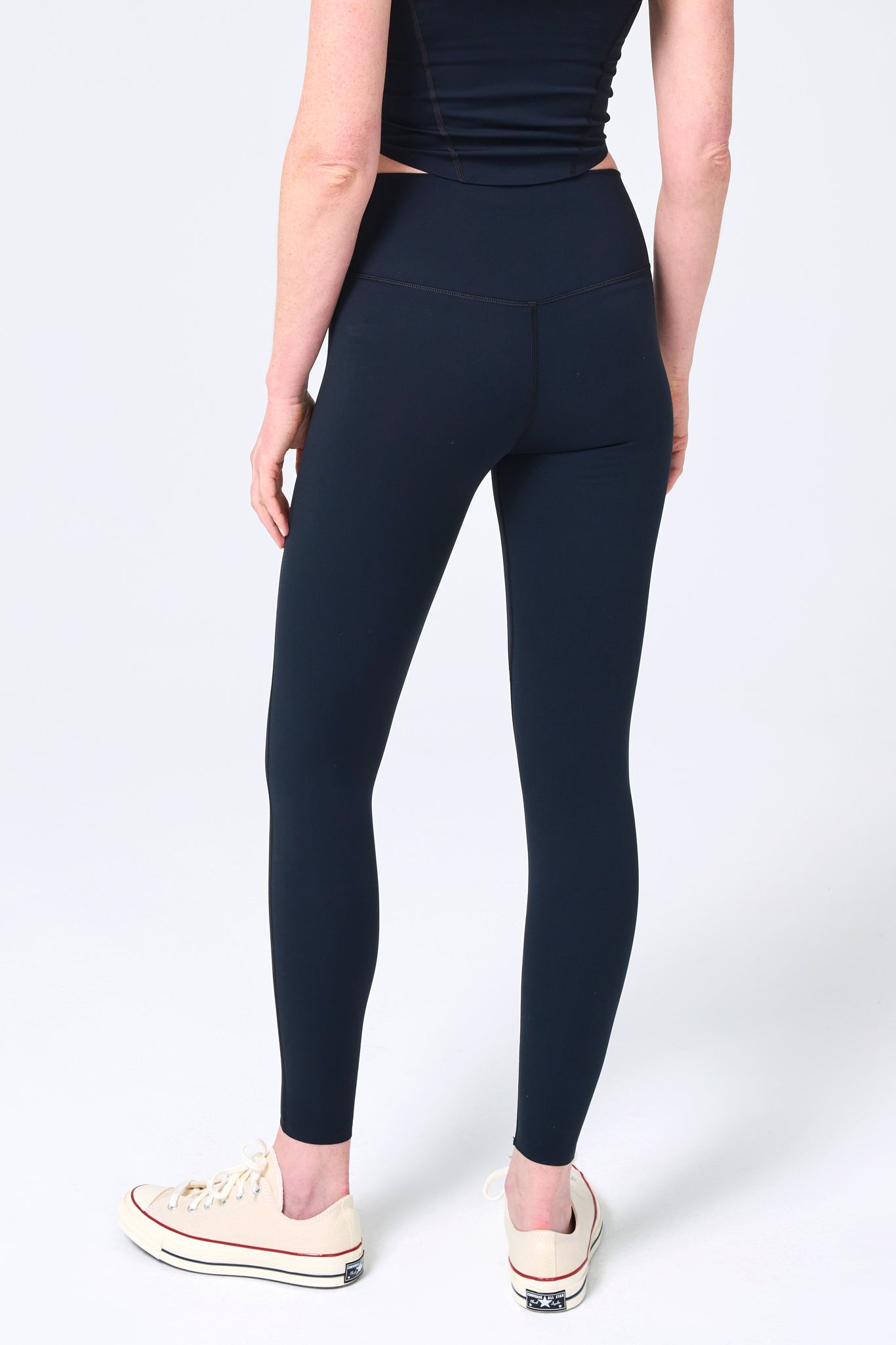 Action Leggings in Jet Black –