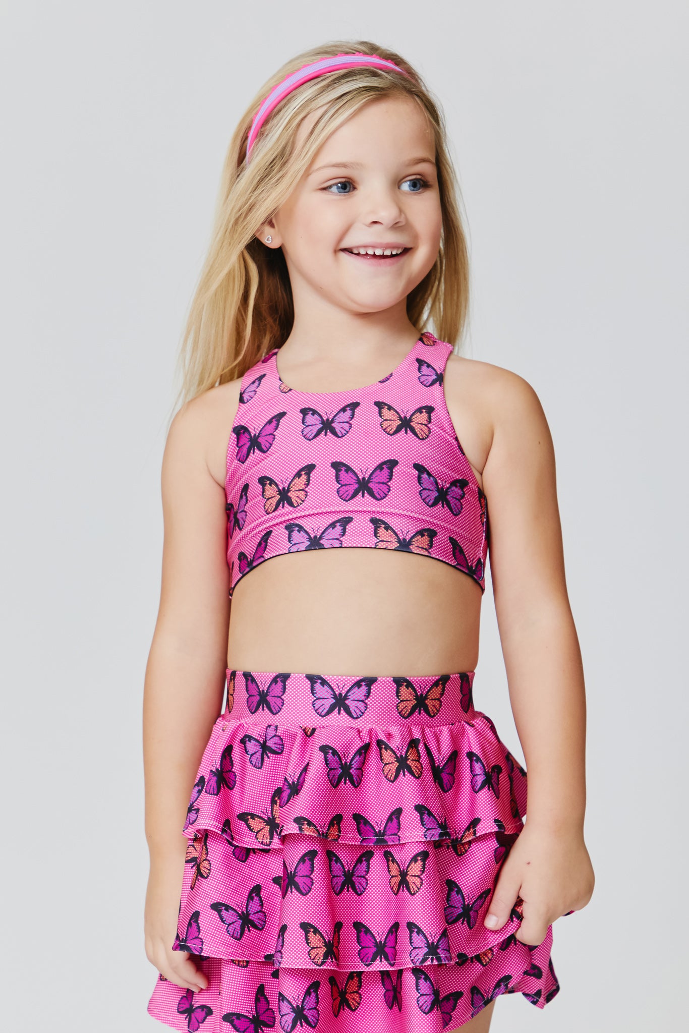 Kids Sports Bra in Pink Halftone Butterfly –