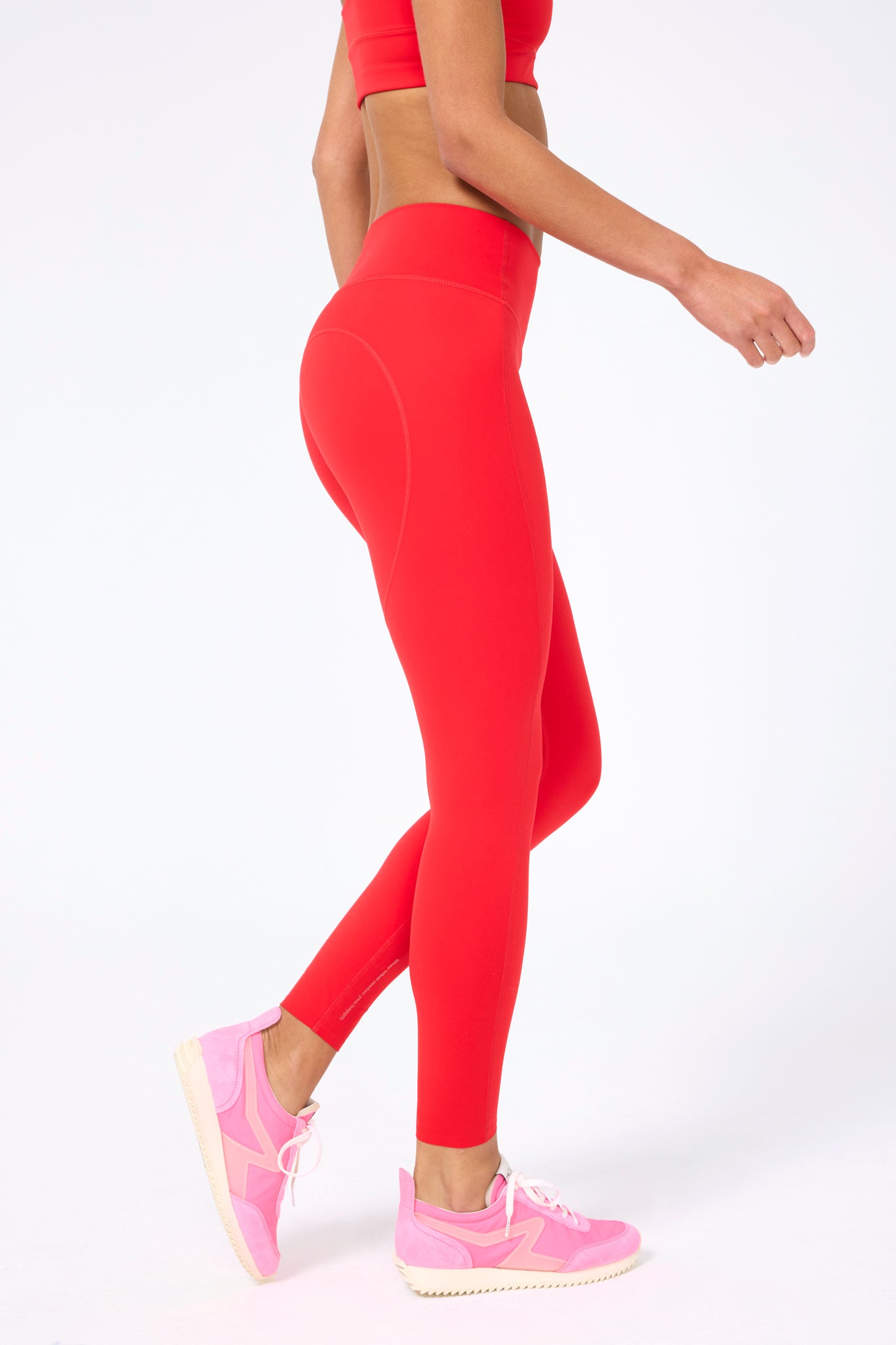 Action Heart-Seamed Legging in Hot Red