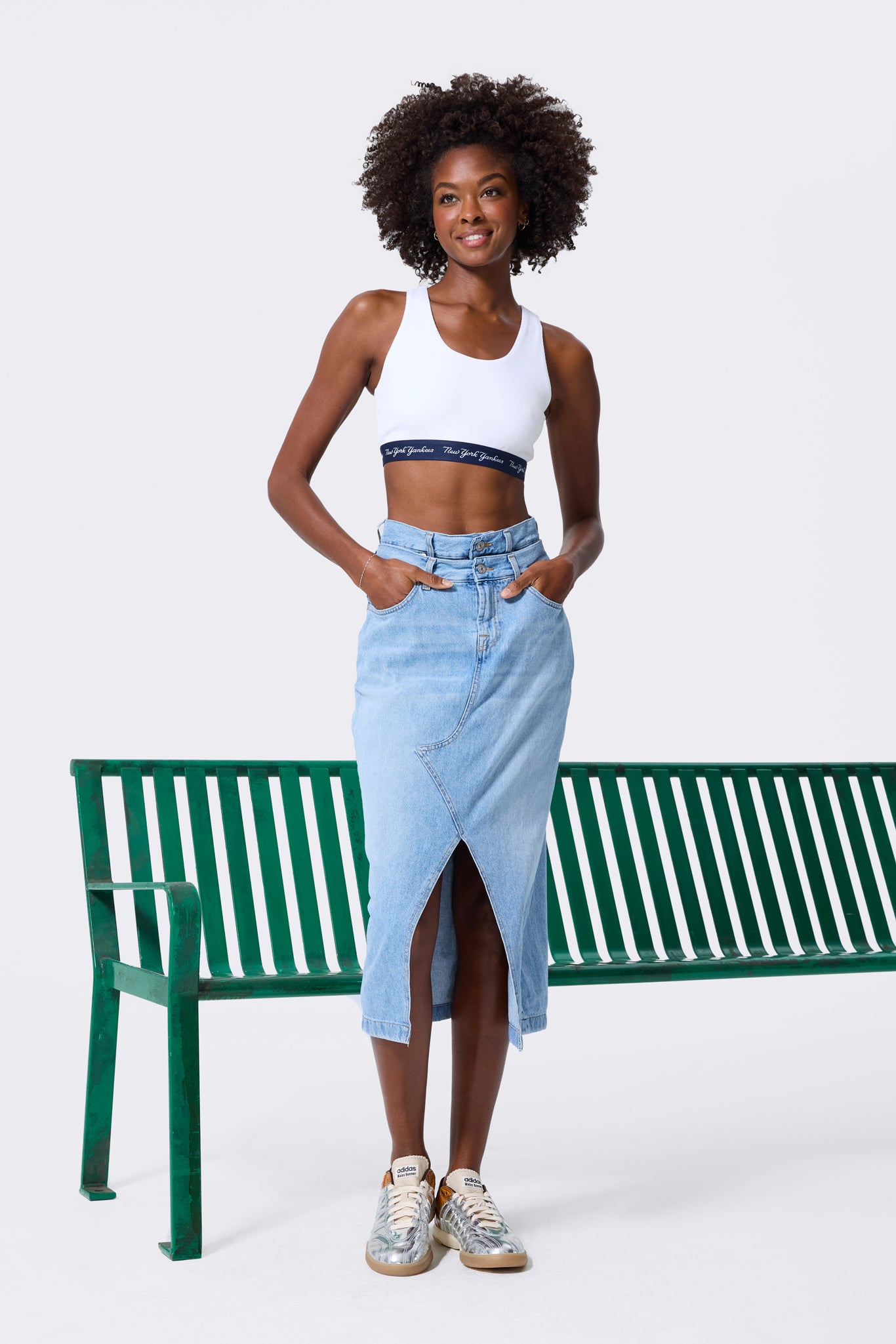 New York Yankees Rib Crop Bra in Bright White – Terez.com