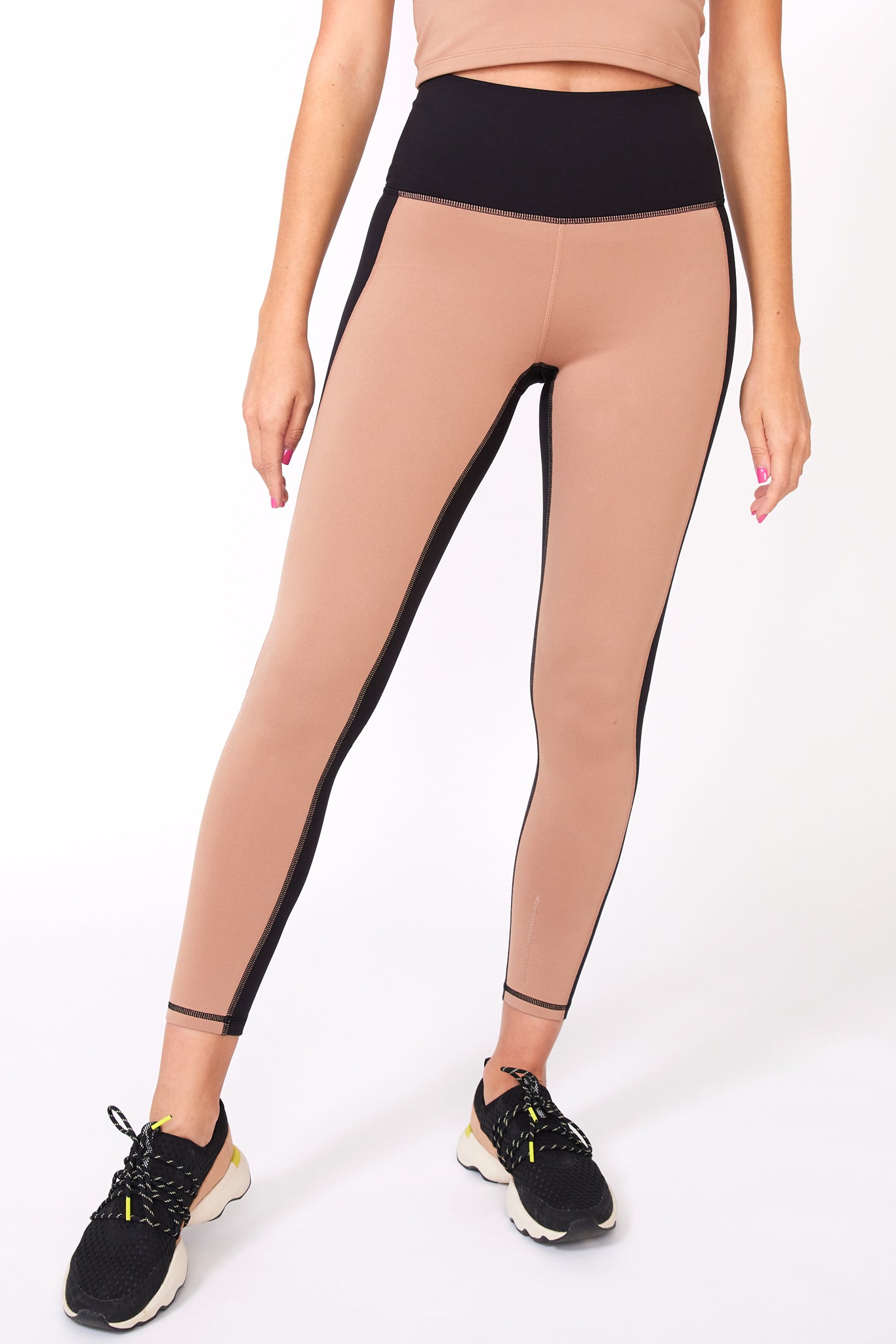 Leggings Colorblock Camel TLC – and Jet Black in