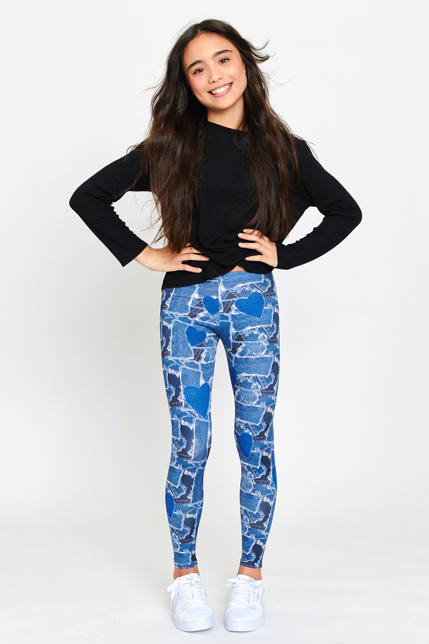 http://www.terez.com/cdn/shop/products/GirlsFall22_DenimHeartPatch_Leggings_1_6dab7514-9e8f-4af9-9cb9-e3f8f8068c2f.jpg?v=1674763681