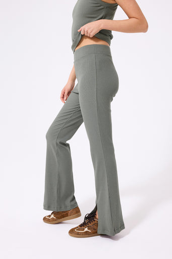 Rib Split Flare in Moss