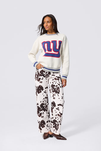 New York Giants Logo Sweater in Sugar Swizzle