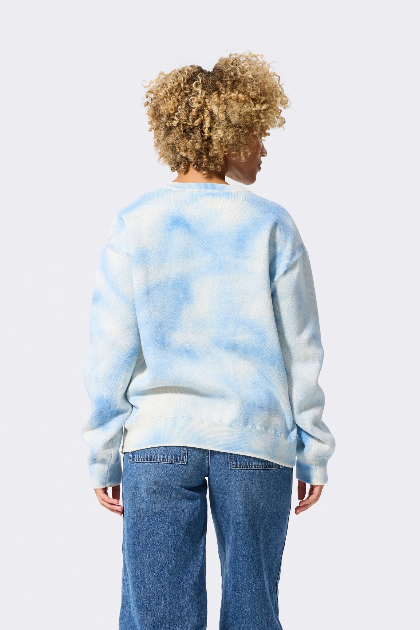 Unisex NY Knicks Sweater in Blue Tie Dye – Terez.com