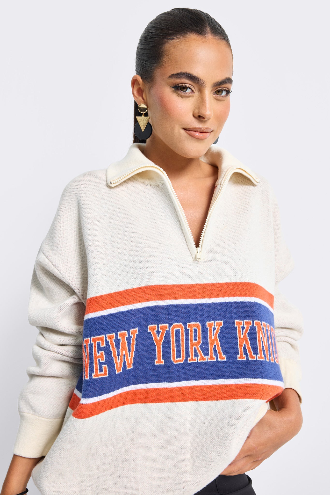Knicks Team Stripe Quarter Zip Sweater – Terez.com