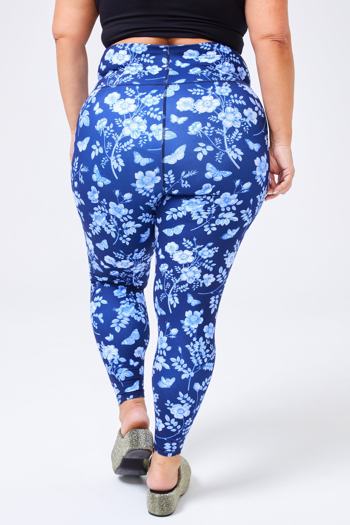 TLC Printed Leggings in Navy Fine China –